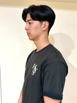 ショート メンズ ヤマグチ リョウのヘアスタイル