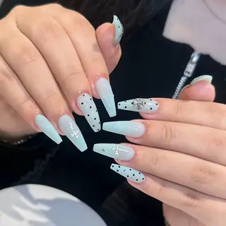 ネイル Luna Gladeのネイルデザイン