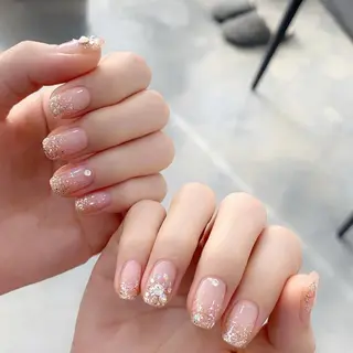 ネイル 🦋ネイルサロン ブラン🌈ゆりのネイルデザイン