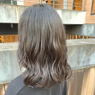ミディアム カラー パーマ ヘアアレンジ 松田 亮葉のヘアスタイル