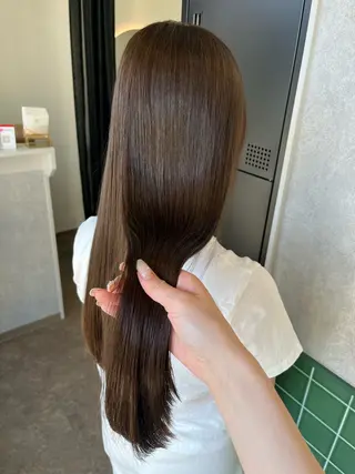カラー 本木下朋花/髪質 改善×ダブルカラーのヘアスタイル
