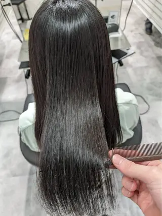 カラー 艶髪✨透明感カラー 山本　遥斗のヘアスタイル