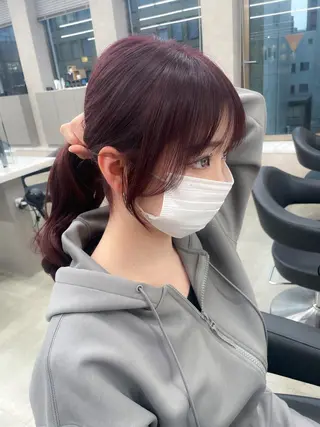 セミロング カラー 抜け感レイヤー︴ ニュアンスカラーのヘアスタイル