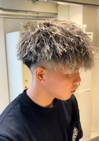 ショート パーマ メンズ 森 駿太のヘアスタイル