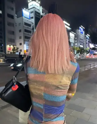 ミディアム カラー 🫧ハイトーン✨格安 より質💐マンツーマのヘアスタイル