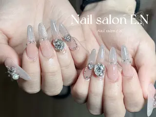 ネイル E.N🦋 長さ出し/持ち込みのネイルデザイン