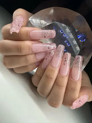 セミロング YOKOSUKA NAILS💅🩶のネイルデザイン