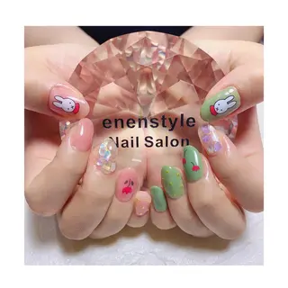 ミディアム ネイル 🐾enen style 🐾のネイルデザイン