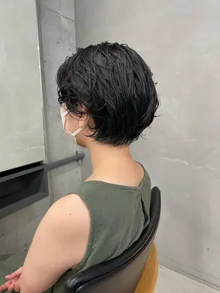 ショート パーマ 佐伯 和佳のヘアスタイル