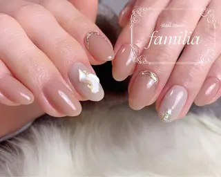ネイル -nailroom- familiaのネイルデザイン