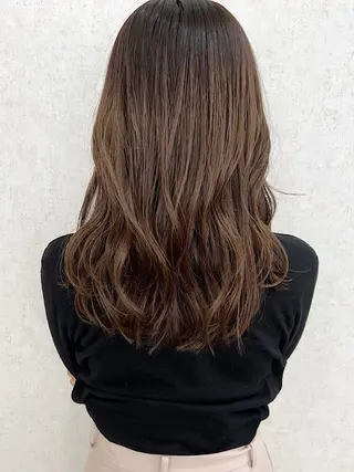 セミロング わたなべ りょうのヘアスタイル