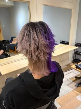 ショート カラー メンズ 盛れるレイヤー× ウルフMari🪽のヘアスタイル