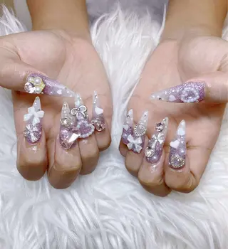 ネイル ANH NAIL ゴテゴテ専門店💎のネイルデザイン