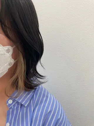 ミディアム カラー 山本 愛永のヘアスタイル