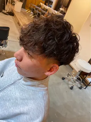 ショート ツイスパ/シャドウ 新井のヘアスタイル