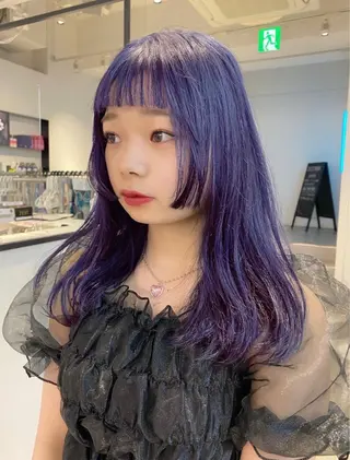 ミディアム カラー センターパート/カラ ーメッシュ📍ﾕﾘのヘアスタイル