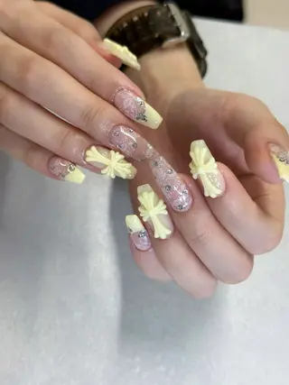 ネイル 羽鳥 薫乃のネイルデザイン