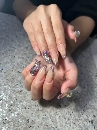 ネイル nailroom sb𓈒𓂂𓏸のネイルデザイン