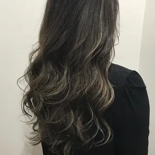 カラー 若杉 諒のヘアスタイル