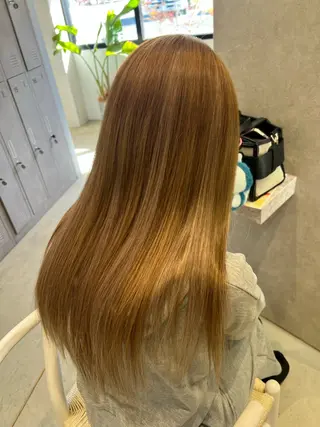 ロング カラー 小池 夏美のヘアスタイル