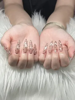 ネイル Lee Nailsのネイルデザイン