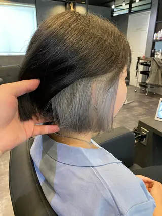 ショート カラー 縮毛矯正🤍 ボブ/ HIKARIのヘアスタイル