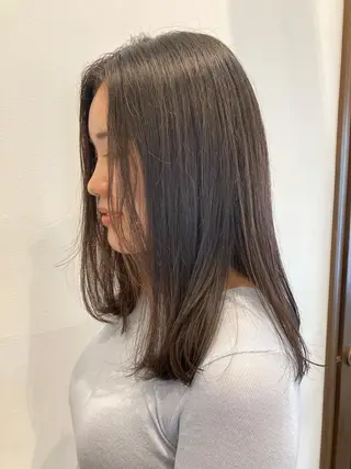 セミロング 金子 歩実のヘアスタイル