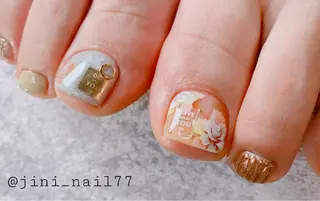 ネイル ジニ ネイルのネイルデザイン