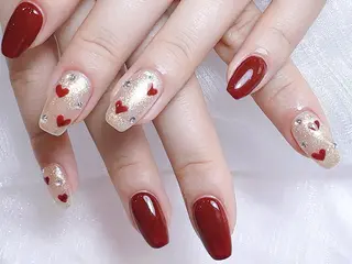 ネイル Elegant beautyトウのネイルデザイン
