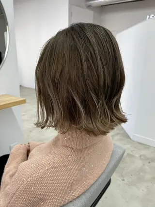 ミディアム カラー ⭐️当日OK⭐️ 岩田峻のヘアスタイル
