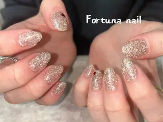 ネイル Nail •Head スパFortunaのネイルデザイン