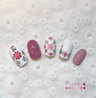 ネイル ショートネイル 森のさんぽ道のネイルデザイン