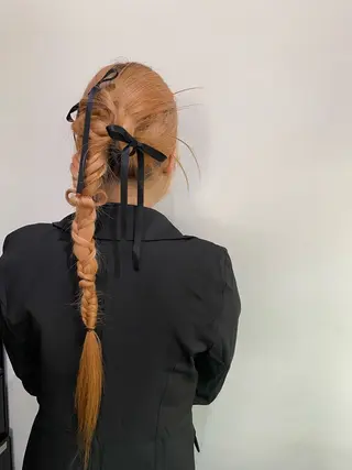ロング ヘアアレンジ SOHO サラのヘアスタイル
