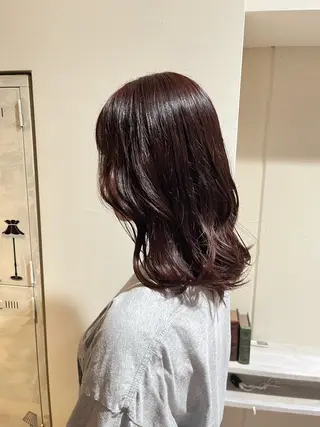カラー イイダ ヒナのヘアスタイル