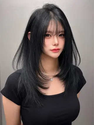 ロング カラー SHOUHEI 韓国風レイヤーカットのヘアスタイル