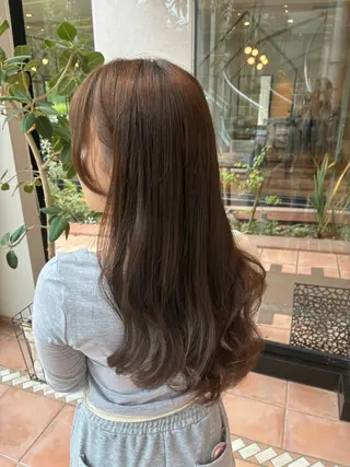 ロング カラー 石川 ひなたのヘアスタイル
