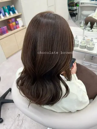 ミディアム カラー 🤍髪質改善/酸熱× 艶カラー🤍🫧リサのヘアスタイル