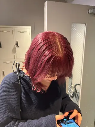 ミディアム カラー 抜け感レイヤー︴ ニュアンスカラーのヘアスタイル