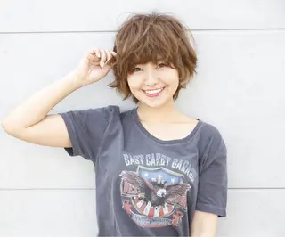 ショート カラー パーマ 鈴木 翔梧のヘアスタイル