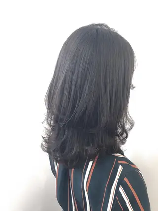 セミロング 松田 みのりのヘアスタイル