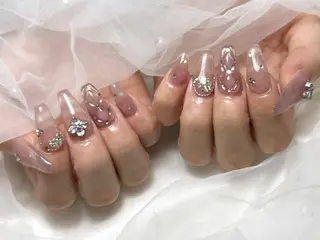 ネイル Roi〈ロワ〉 Minakoのネイルデザイン