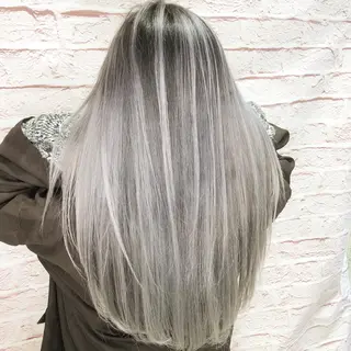 ロング LOOP hairのヘアスタイル