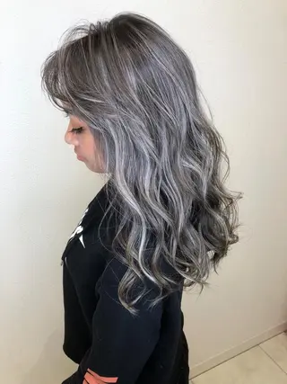 ロング カラー 海外風レイヤーカット 👑店長 平松 由のヘアスタイル