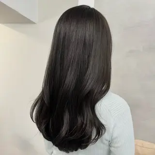 セミロング カラー suzu invitationのヘアスタイル