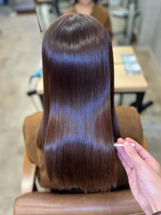 セミロング カラー 艶ハイトーン🌈 ユウトのヘアスタイル