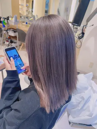 ミディアム カラー 🤍髪質改善/酸熱× 艶カラー🤍🫧リサのヘアスタイル