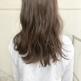 セミロング カラー ヘアアレンジ KONOMI スタイリストのヘアスタイル
