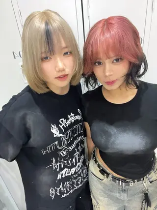 ミディアム カラー アオリ/韓国風 ハイトーン/レイヤーのヘアスタイル