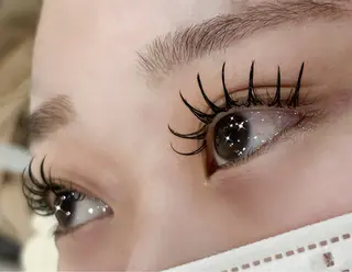 マツエク・マツパ マリーテレジア💕 えまの眉毛・アイブロウイメージ