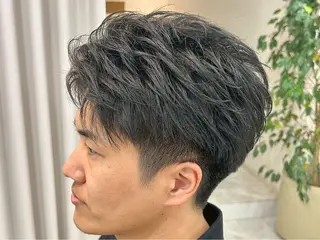 ショート センターパート 韓国ヘア・綾也のヘアスタイル